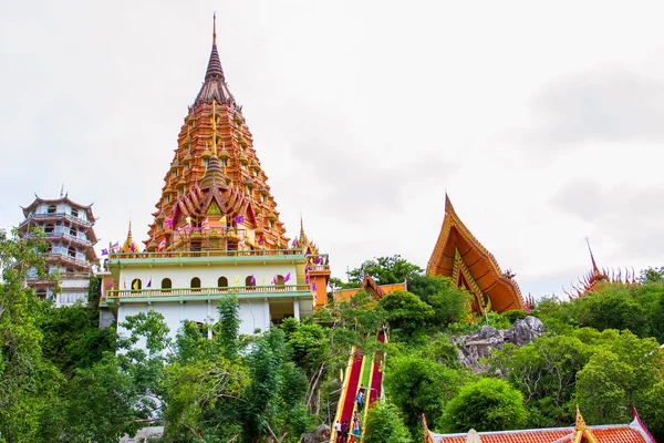 Top view of the pagoda, Wat Tham Sua (Tiger Cave Temple) — Stok fotoğraf