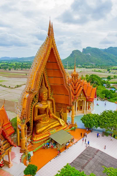 Top view of the pagoda, Wat Tham Sua (Tiger Cave Temple) — ストック写真