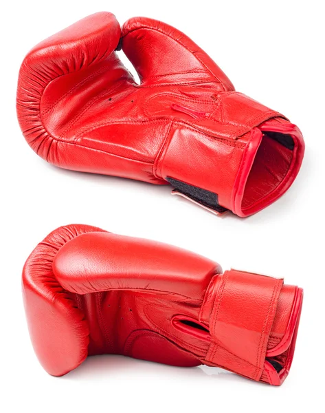 Läderhandske boxning isolerad på vit bakgrund — Stockfoto
