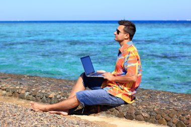 Genç adam serbest meslek