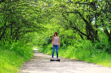 kadın binicilik elektrikli scooter