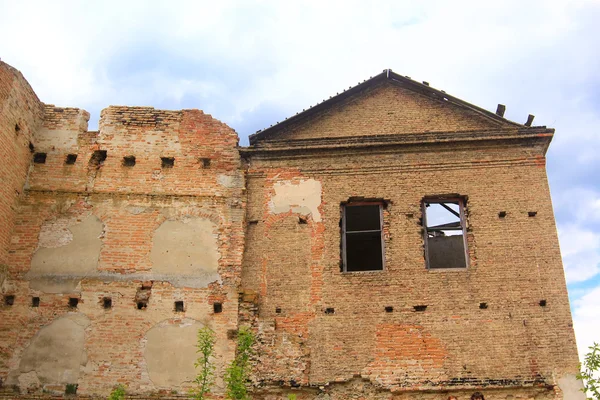 Casa destruida — Foto de Stock