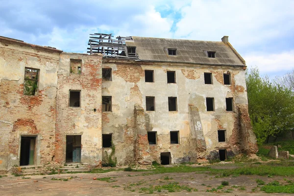 Casa destruída — Fotografia de Stock