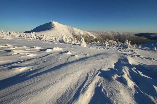 Vinter i bergsområdet Riesengebirge — Stockfoto