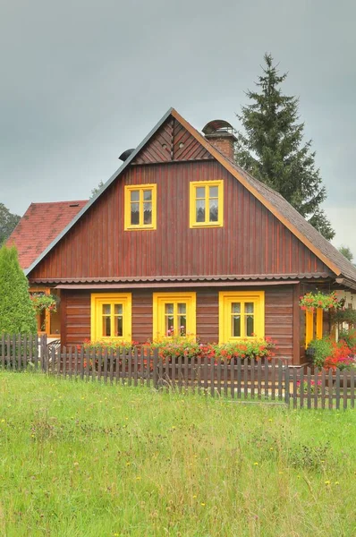 Tradycyjny Drewniany Domek Czechach — Zdjęcie stockowe