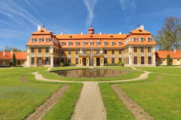 Çek Cumhuriyeti 'ndeki Rajec nad Svitavou kalesi