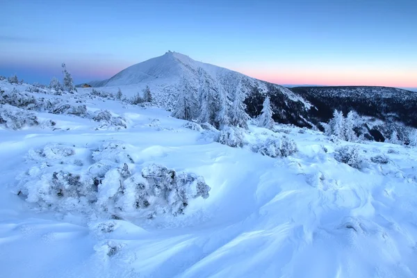 Snezka après le coucher du soleil — Photo