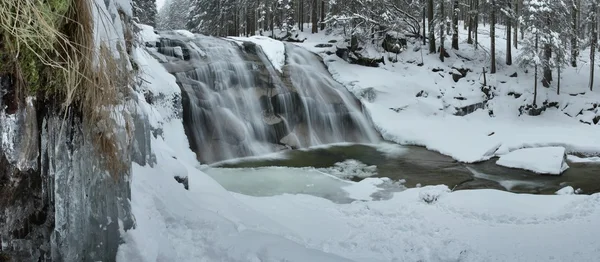 Панорама водопада Муславы — стоковое фото