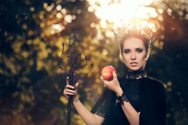 Evil Queen fantezi portre zehirli elma ile