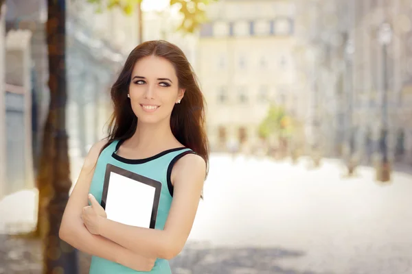 Woman with Pc Tablet Out in the City — ストック写真