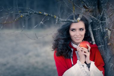 Kırmızı şapkalı kadın Holding Apple Fairytale portre