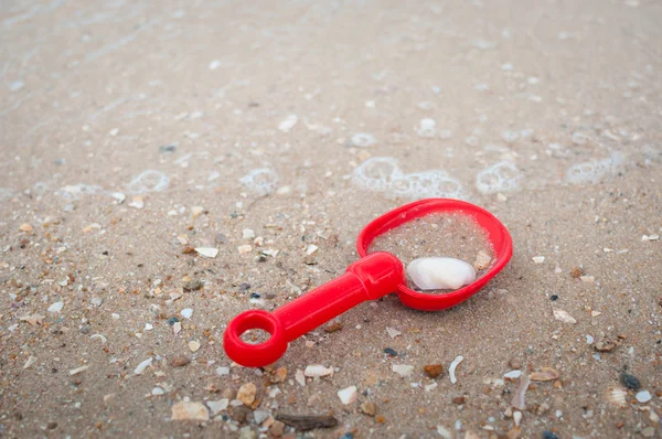 Giocattolo sulla spiaggia — Foto Stock