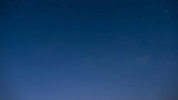 Estrela no céu ao amanhecer — Fotografia de Stock