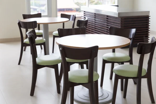 Wooden and table chair in food court — Stock Photo, Image