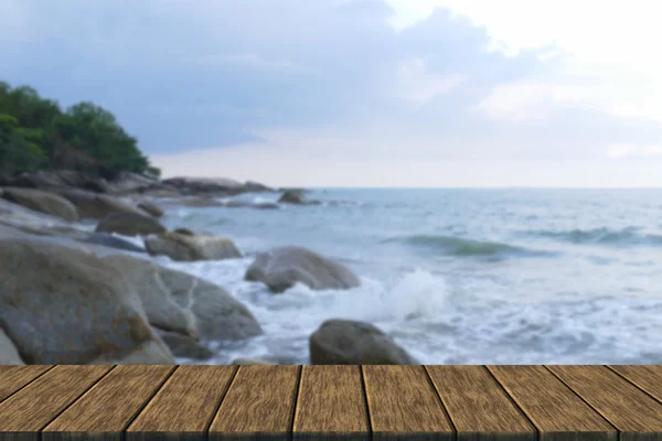 Vista sulla spiaggia, pietra e mare — Foto Stock