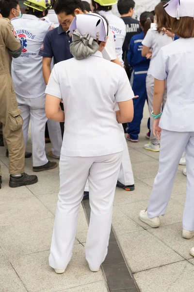 Enfermera en simulacro de desastre taladro —  Fotos de Stock