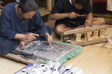 Kalay Gümüş heykel oyma esnaf 