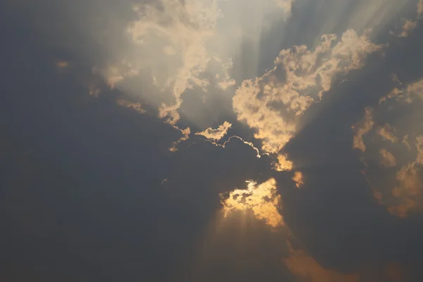 Sun ray in cloudy day — Stock Photo, Image