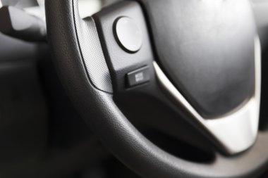 Yeni araba direksiyon simidi 