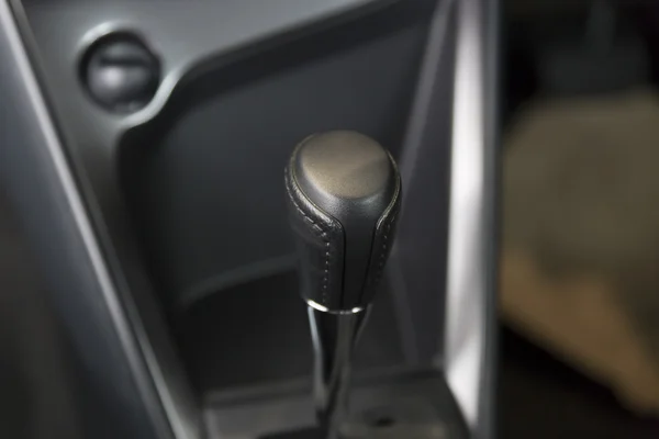 Automatické gearstick nové auto — Stock fotografie