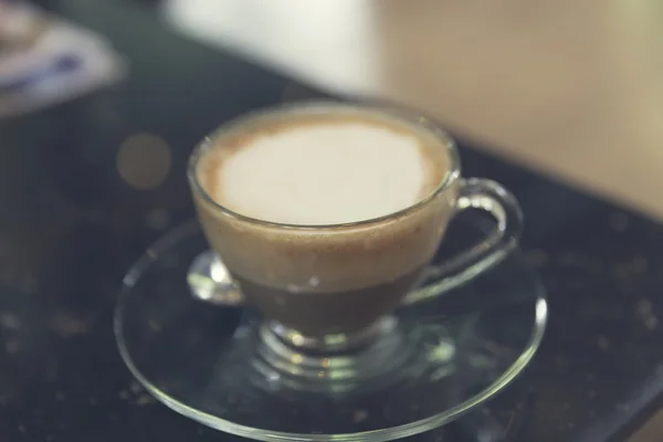Tasse de café chaud latte, ton vintage — Photo