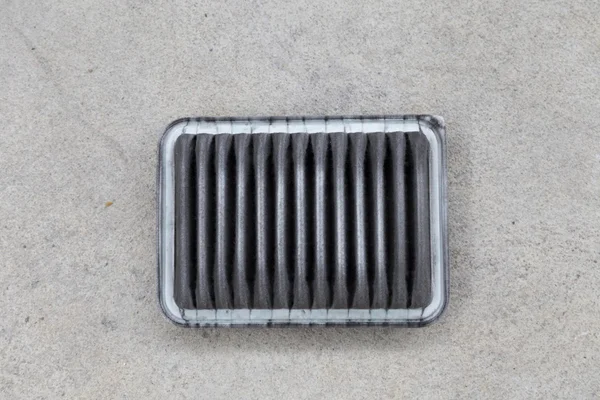 Filtro de ar usado do automóvel do carro — Fotografia de Stock