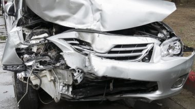 trafik kazası kaza araba