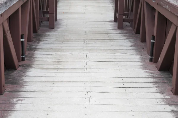 Régi fa footbridge — Stock Fotó