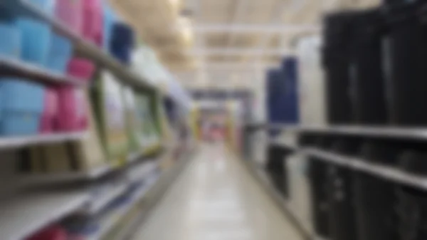 Прохід і продаж продукції в супермаркеті розмиття для використання як backg — стокове фото