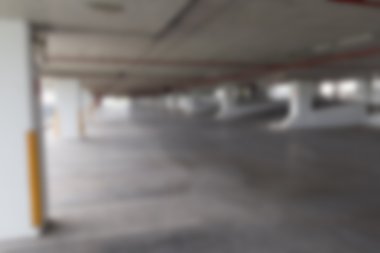 boş kapalı araba park yeri