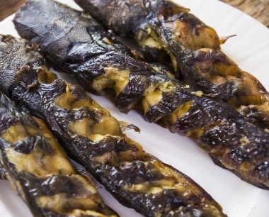 Asya tarzı ızgara yayın balığı