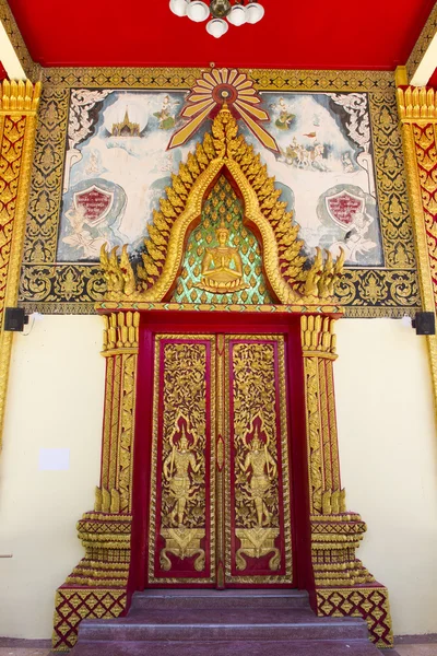 Drzwi świątyni sztuki Tajlandii — Zdjęcie stockowe