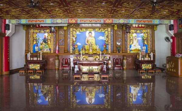 Justice pao, buddha and guan yin statue — Stock Photo, Image