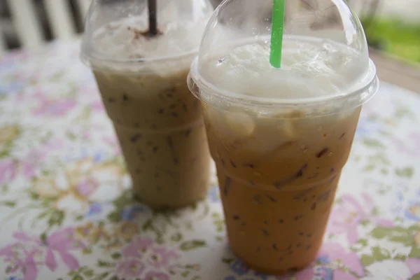 Café helado y té con leche — Foto de Stock