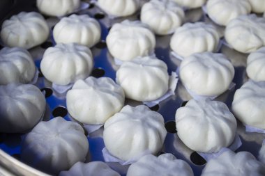 buğulanmış şeyler topuz