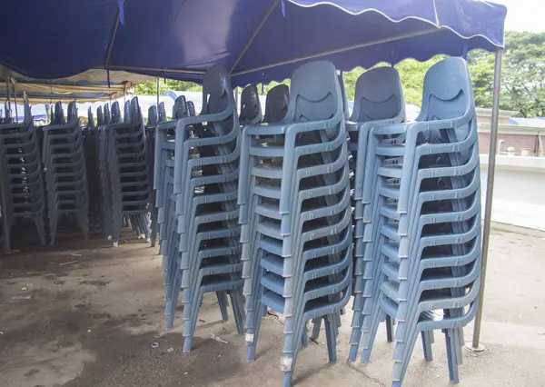 Stack-kék műanyag szék bankett — Stock Fotó