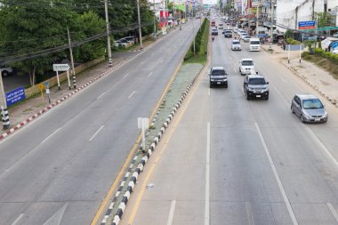 Asya şehirde trafik