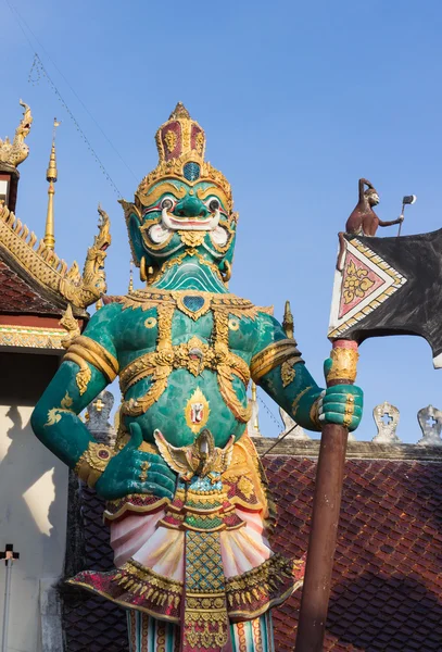 Thailand giant statue — Stock Photo, Image