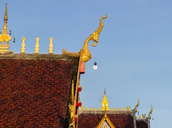 Thaiföld templom tető — Stock Fotó
