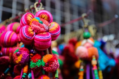 renkli el yapımı hediyelik eşya Anahtarlık