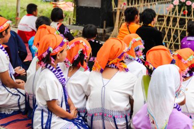 Tayland tepe kabile kız geleneksel kostüm