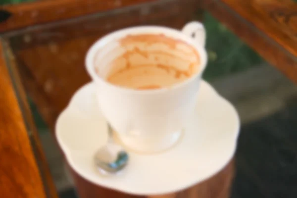 Onscherp beeld van lege koffiekopje met koffie vlek — Stockfoto