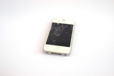 kırık cep telefonu