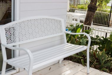 metal beyaz sandalye