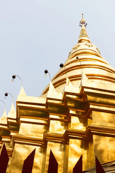 Zlatá pagoda buddhistické — Stock fotografie