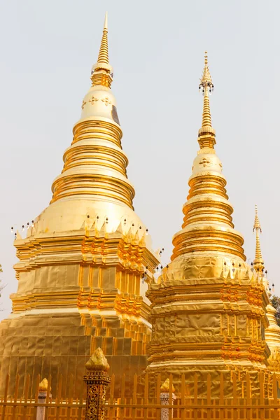 Gouden boeddhistische Pagode — Stockfoto