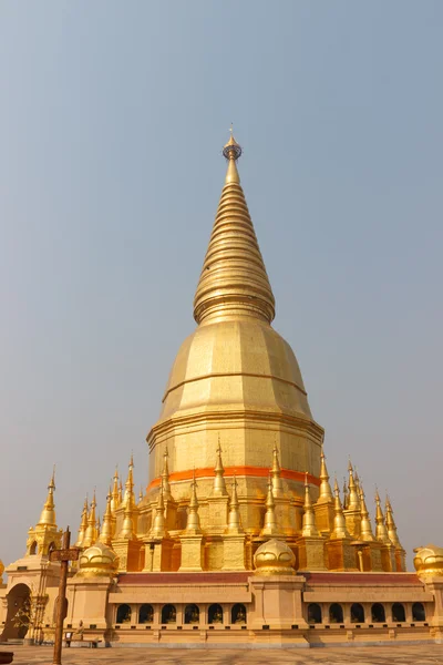 Złoty Buddyjski pagoda — Zdjęcie stockowe