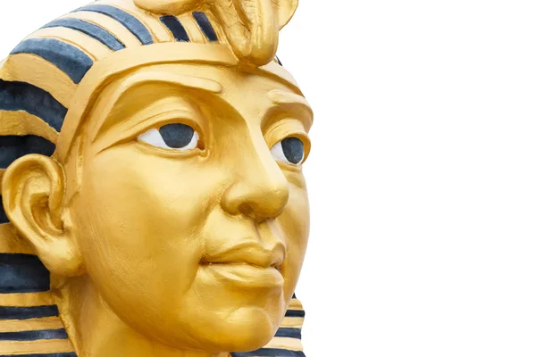 Beyaz arka plan üzerinde izole altın Firavun Heykeli — Stok fotoğraf