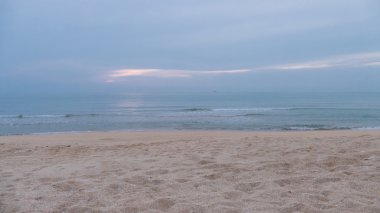 kum, plaj ve deniz manzarası