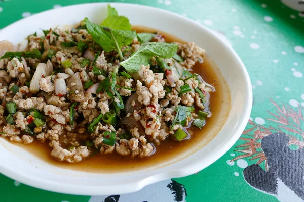 Tailandia tradicional carne de cerdo picada picante — Foto de Stock